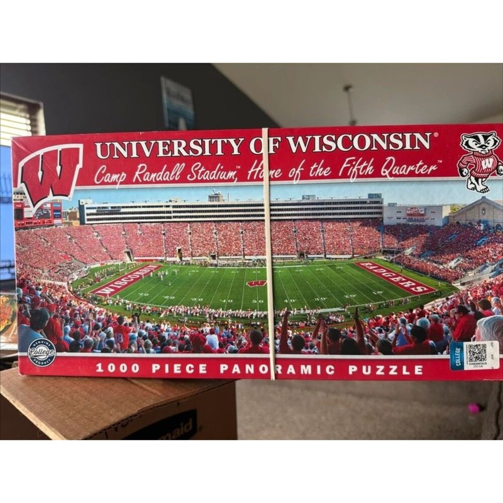 UW Madison Camp Randall 1000 pc puzzle AS IS